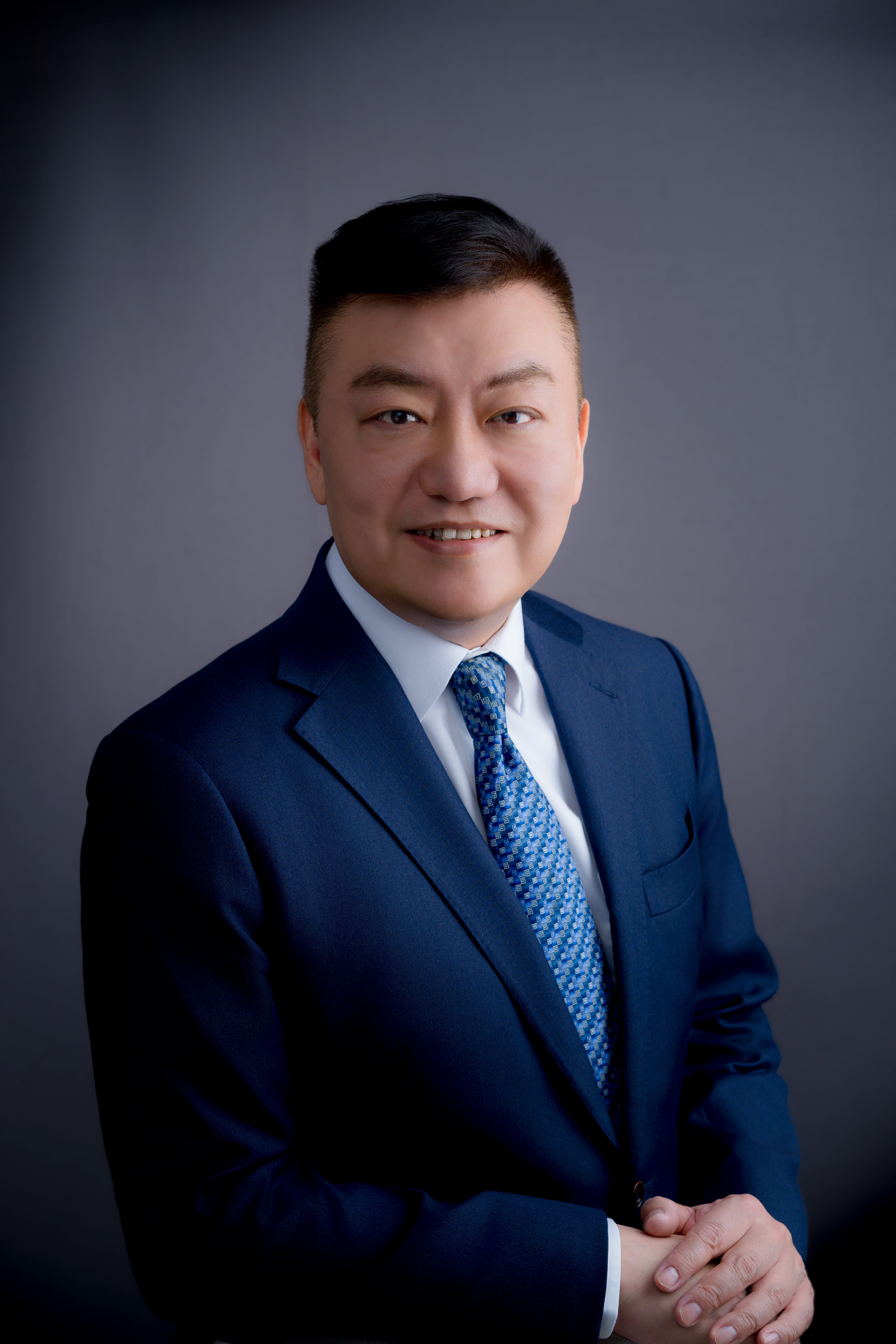 About Michael Woo